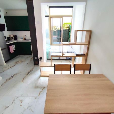 Garden Level Nearby Beach Νίκαια Εξωτερικό φωτογραφία