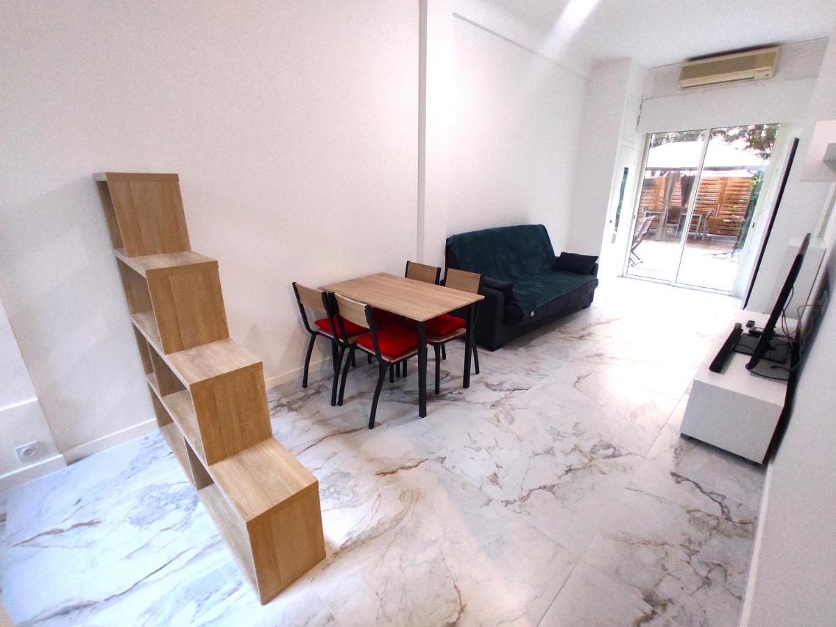 Garden Level Nearby Beach Νίκαια Εξωτερικό φωτογραφία